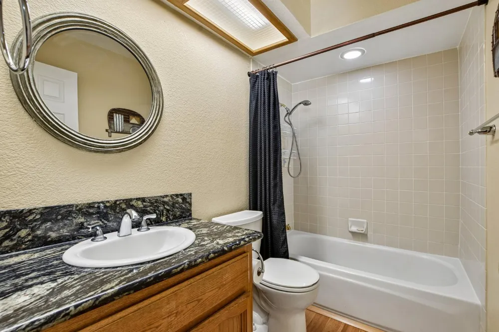 7817 Wymark Drive Elk Grove, CA 95758