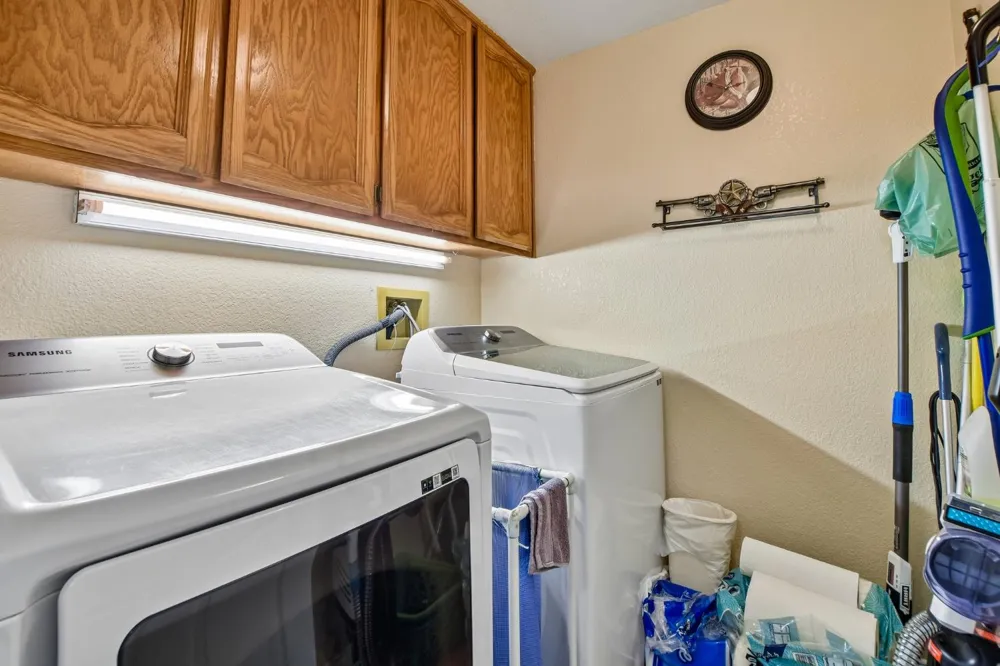 7817 Wymark Drive Elk Grove, CA 95758
