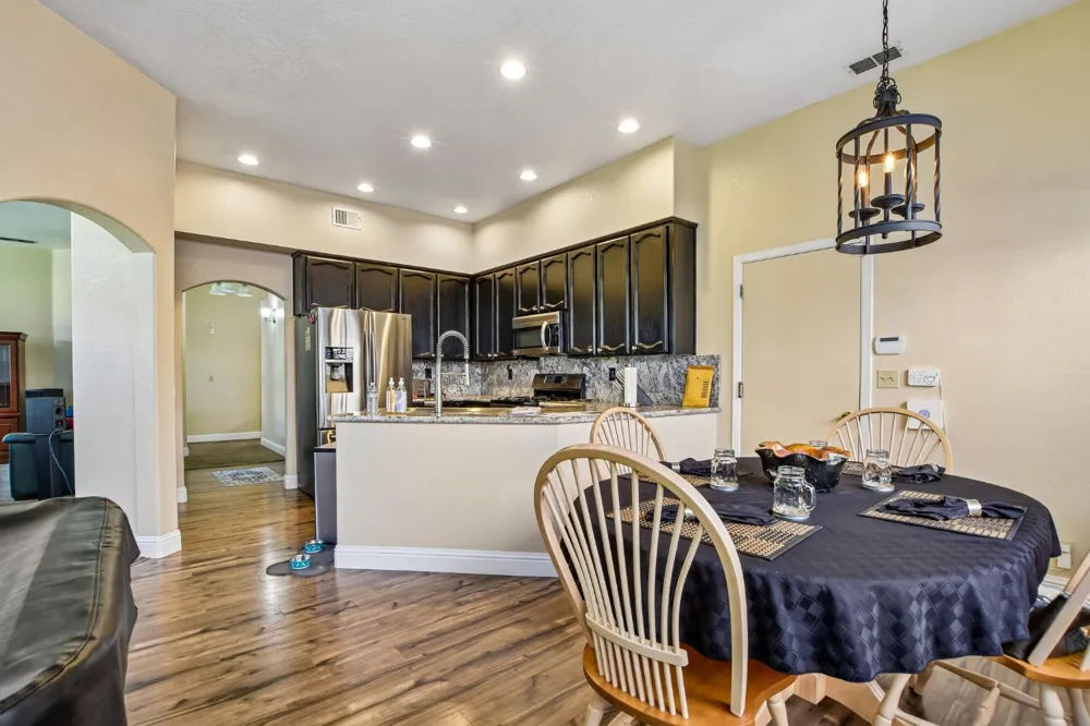 7817 Wymark Drive Elk Grove, CA 95758