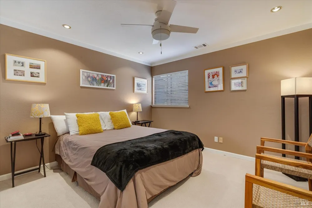 1927 Oak Circle Yountville, CA 94599