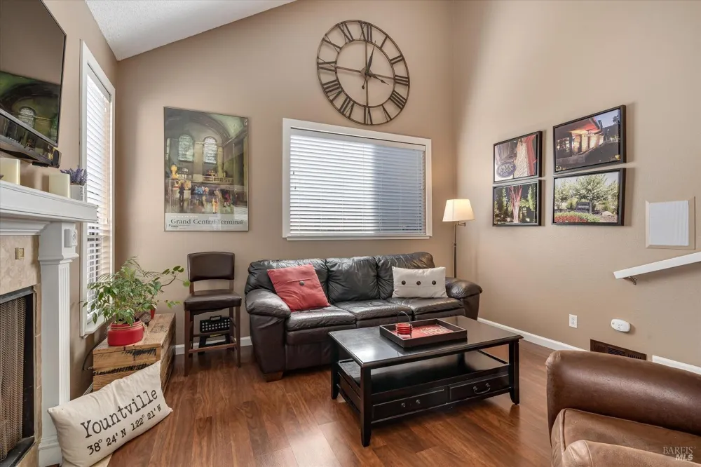 1927 Oak Circle Yountville, CA 94599