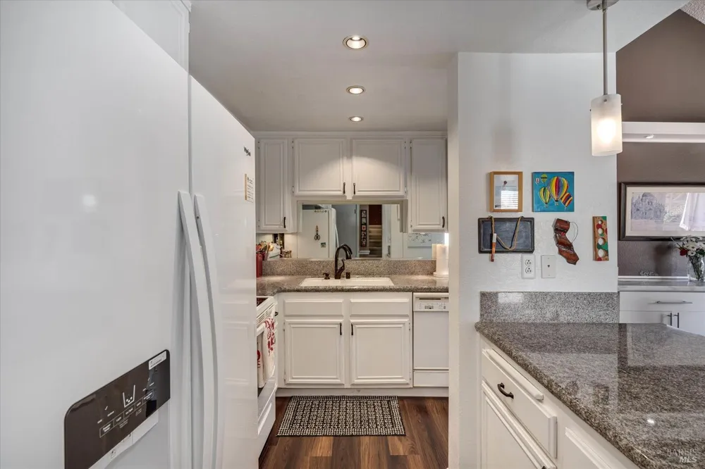 1927 Oak Circle Yountville, CA 94599