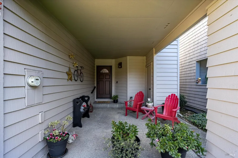 1927 Oak Circle Yountville, CA 94599