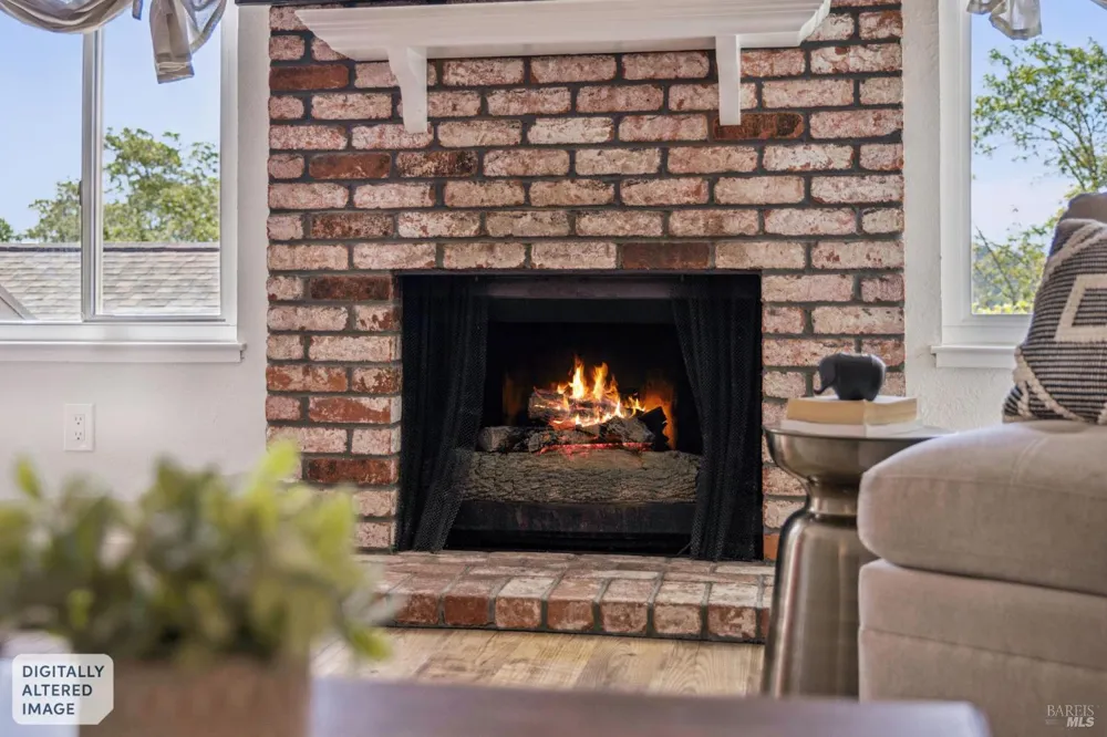 2033 Hawthorne Terrace Novato, CA 94945