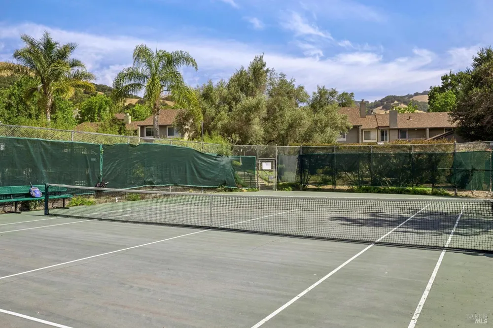 2033 Hawthorne Terrace Novato, CA 94945