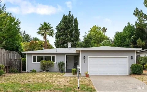 584 Midway Boulevard