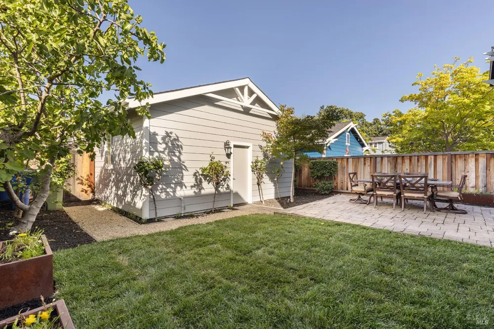 46 Lande Way Yountville, CA 94599