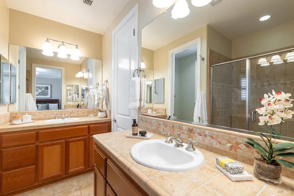 46 Lande Way Yountville, CA 94599