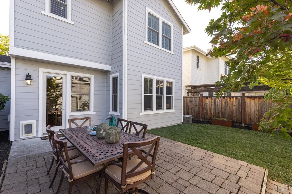 46 Lande Way Yountville, CA 94599