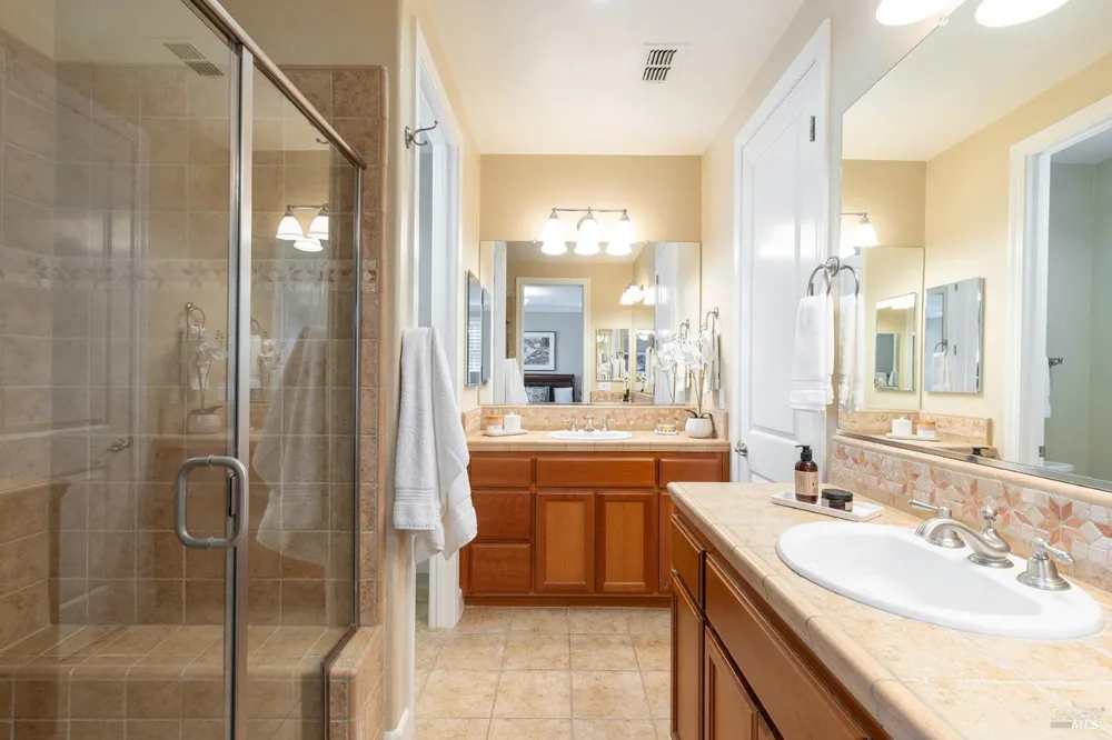 46 Lande Way Yountville, CA 94599