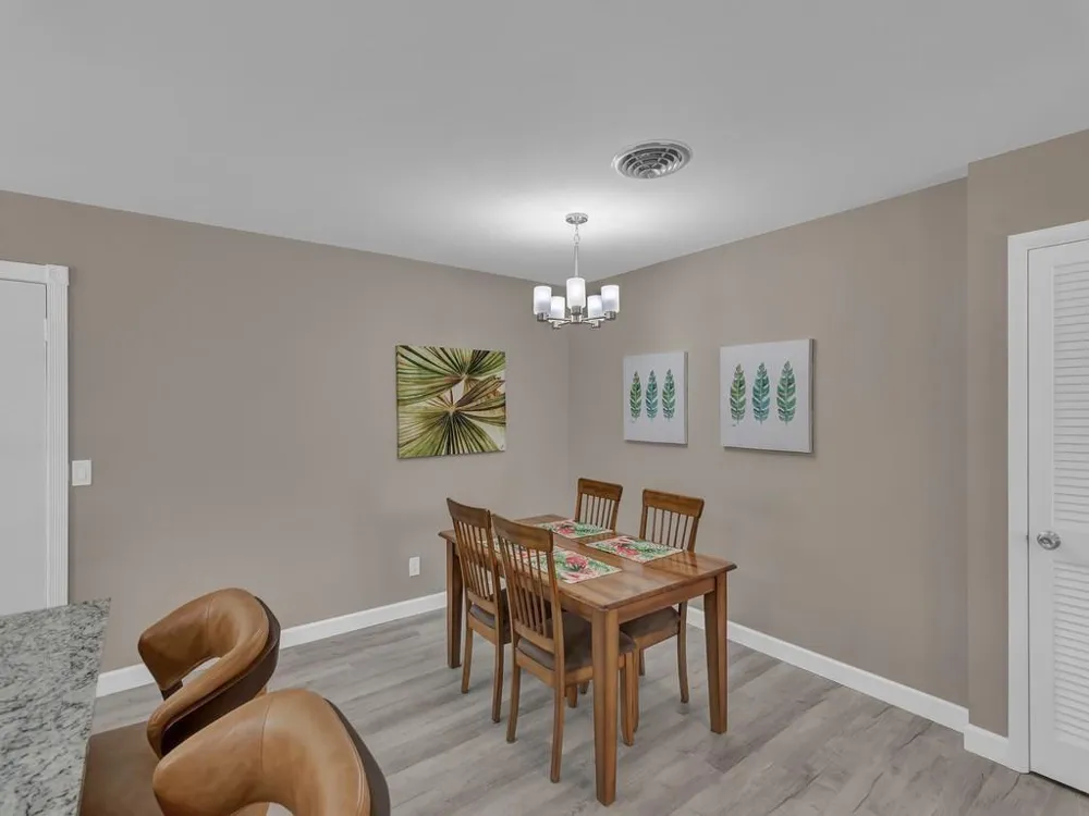 476 19th Place Vero Beach, FL 32960