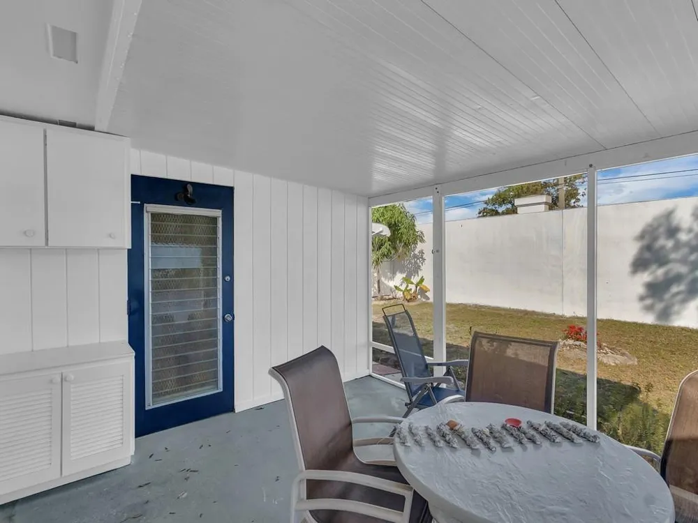 476 19th Place Vero Beach, FL 32960
