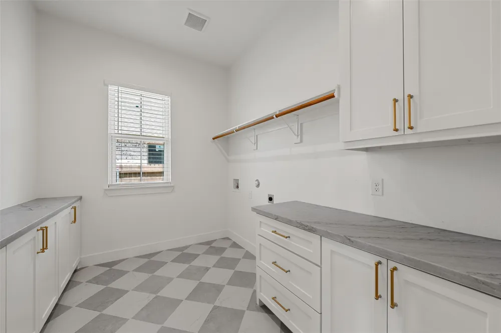 1333 Tahonta Drive Hewitt, TX 76643