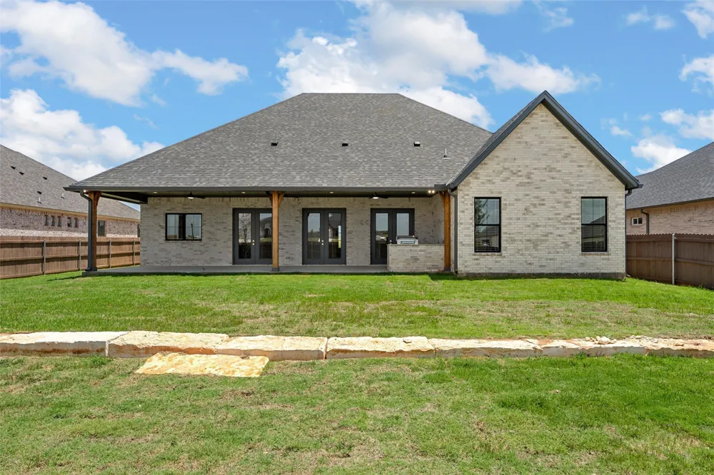 1333 Tahonta Drive Hewitt, TX 76643