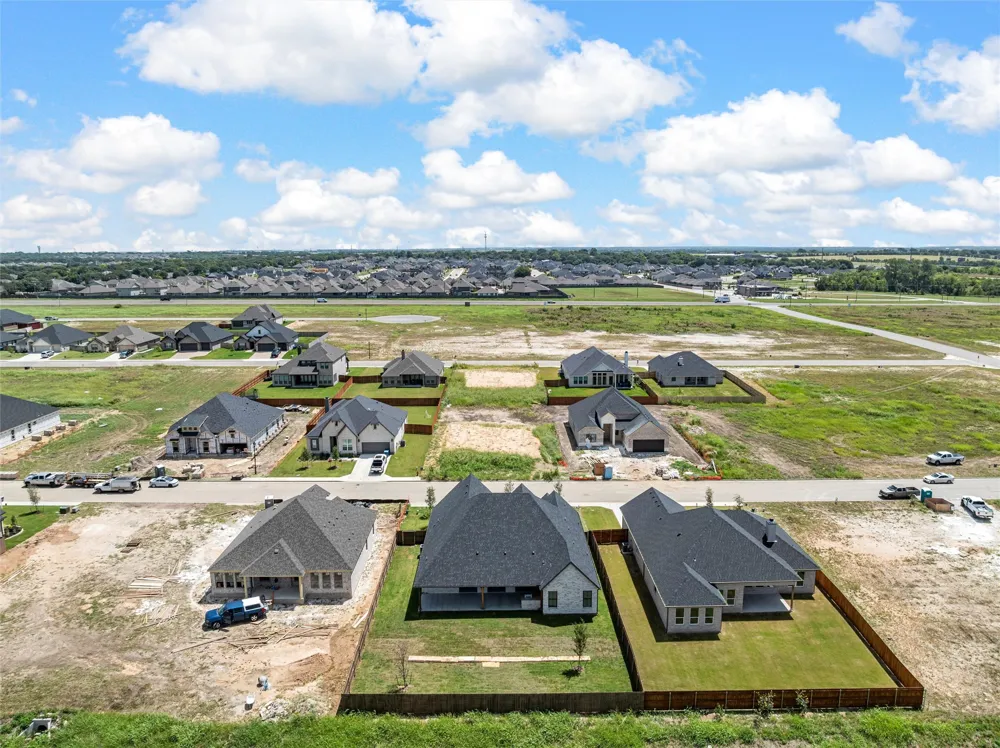 1333 Tahonta Drive Hewitt, TX 76643