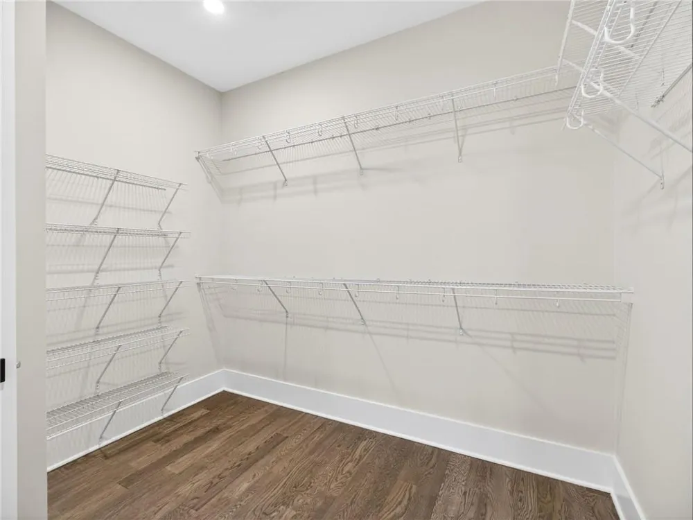 1091 Deer Trail Bishop, GA 30621