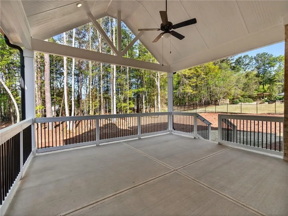 1091 Deer Trail Bishop, GA 30621