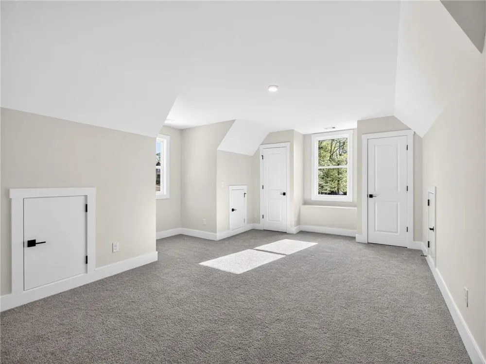 1091 Deer Trail Bishop, GA 30621