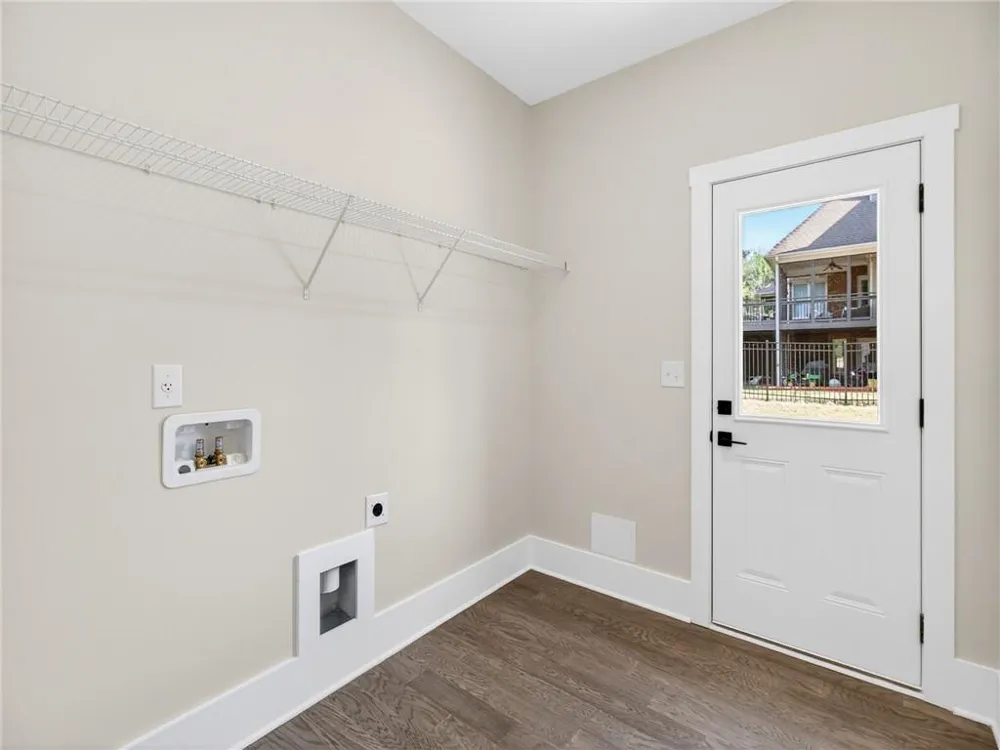 1091 Deer Trail Bishop, GA 30621