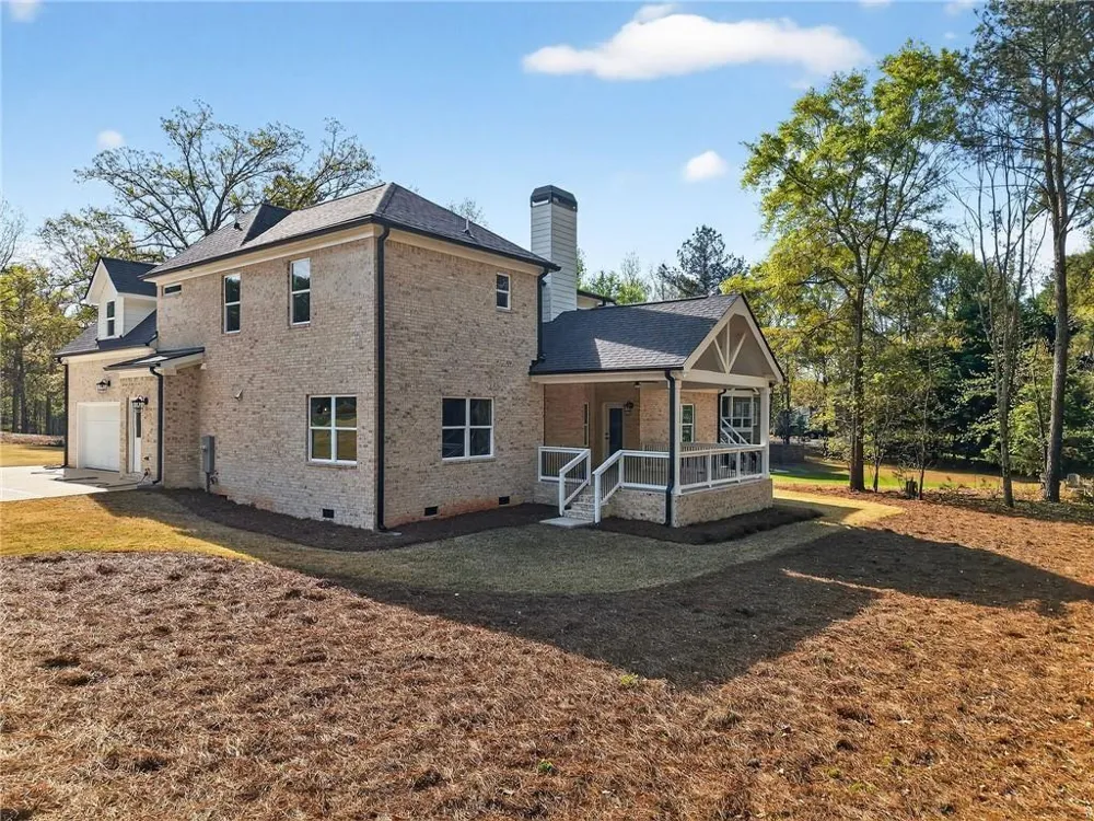 1091 Deer Trail Bishop, GA 30621