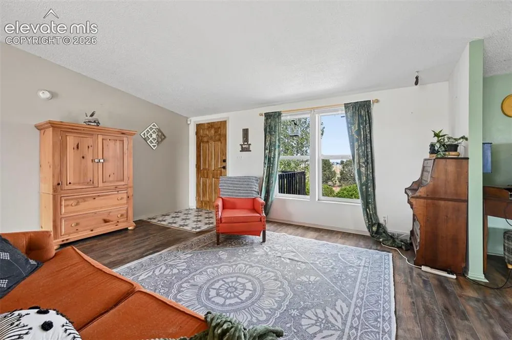 1350 Antelope Drive Calhan, CO 80808