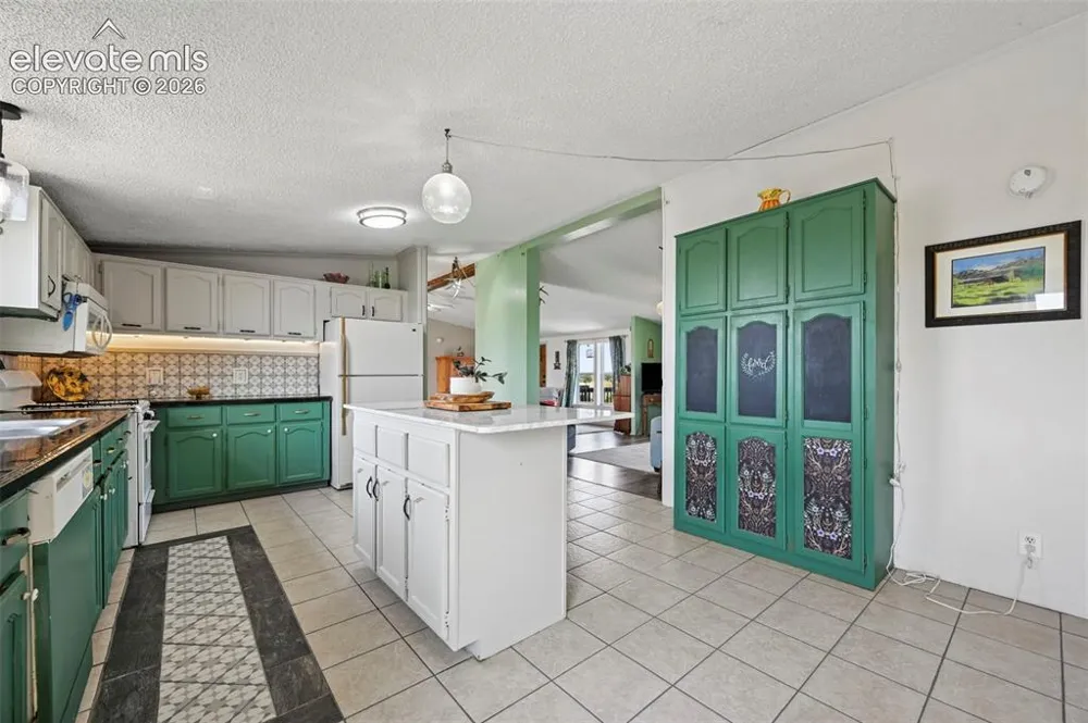1350 Antelope Drive Calhan, CO 80808