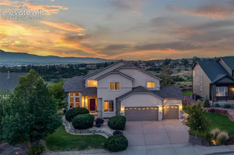 387 Fox Run Circle