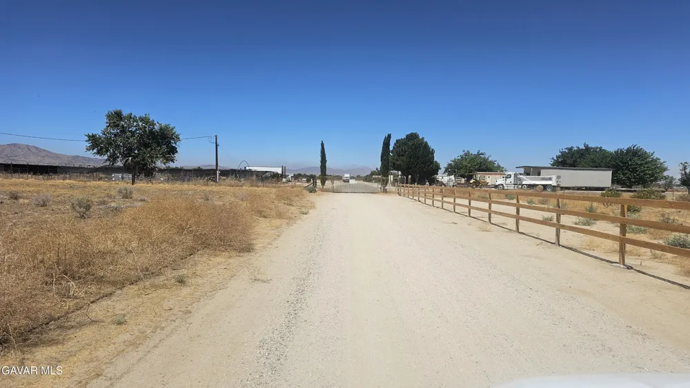 000 E T6 Littlerock, CA 93543