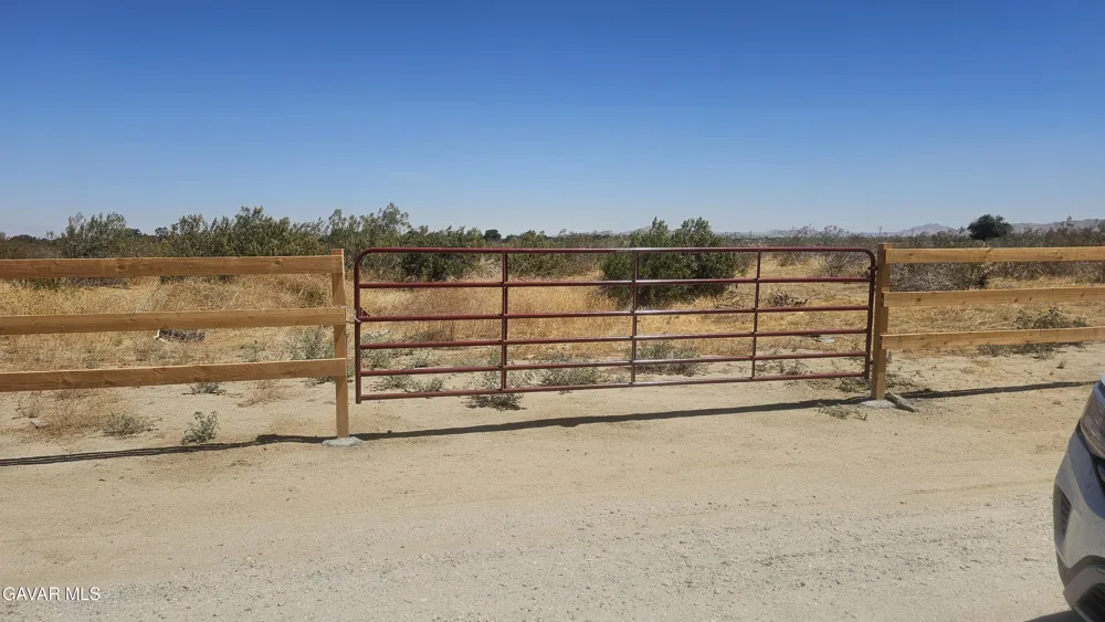 000 E T6 Littlerock, CA 93543