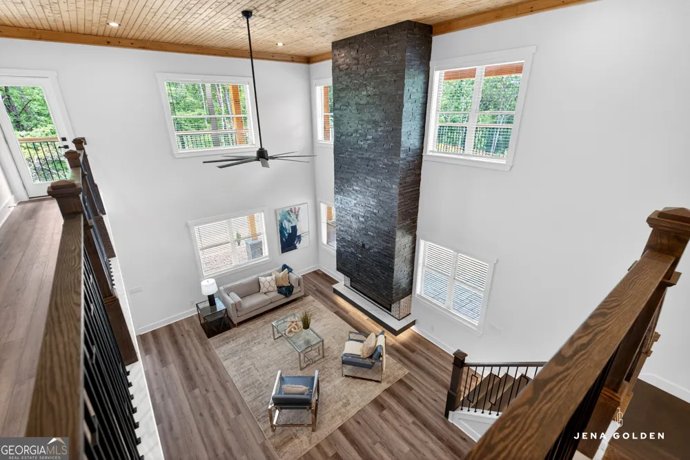 300 Mountain Ridge DR Dahlonega, GA 30533