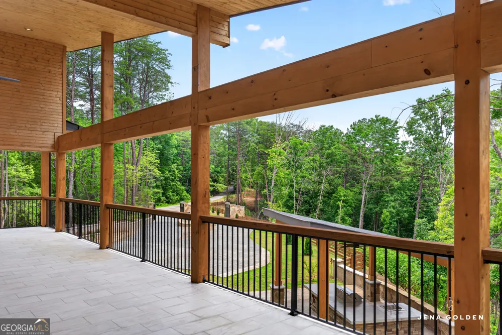 300 Mountain Ridge DR Dahlonega, GA 30533