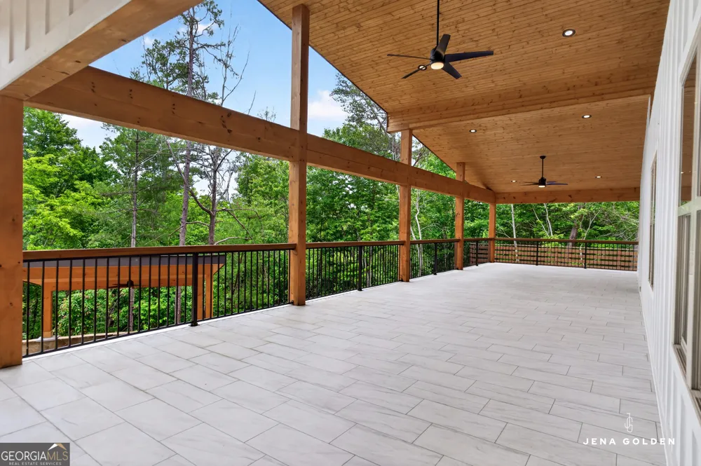 300 Mountain Ridge DR Dahlonega, GA 30533