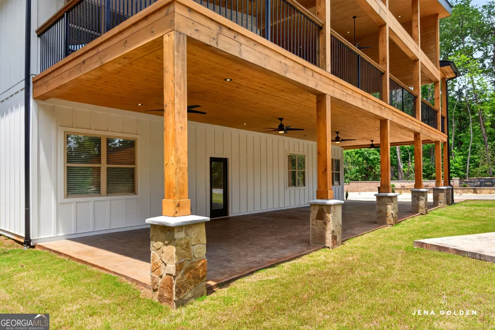 300 Mountain Ridge DR Dahlonega, GA 30533