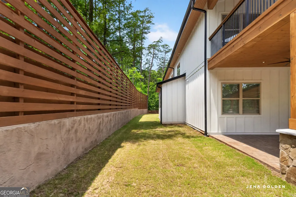 300 Mountain Ridge DR Dahlonega, GA 30533