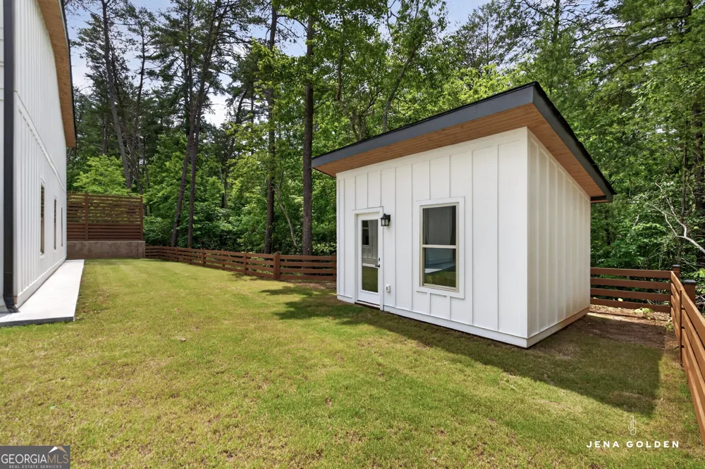 300 Mountain Ridge DR Dahlonega, GA 30533