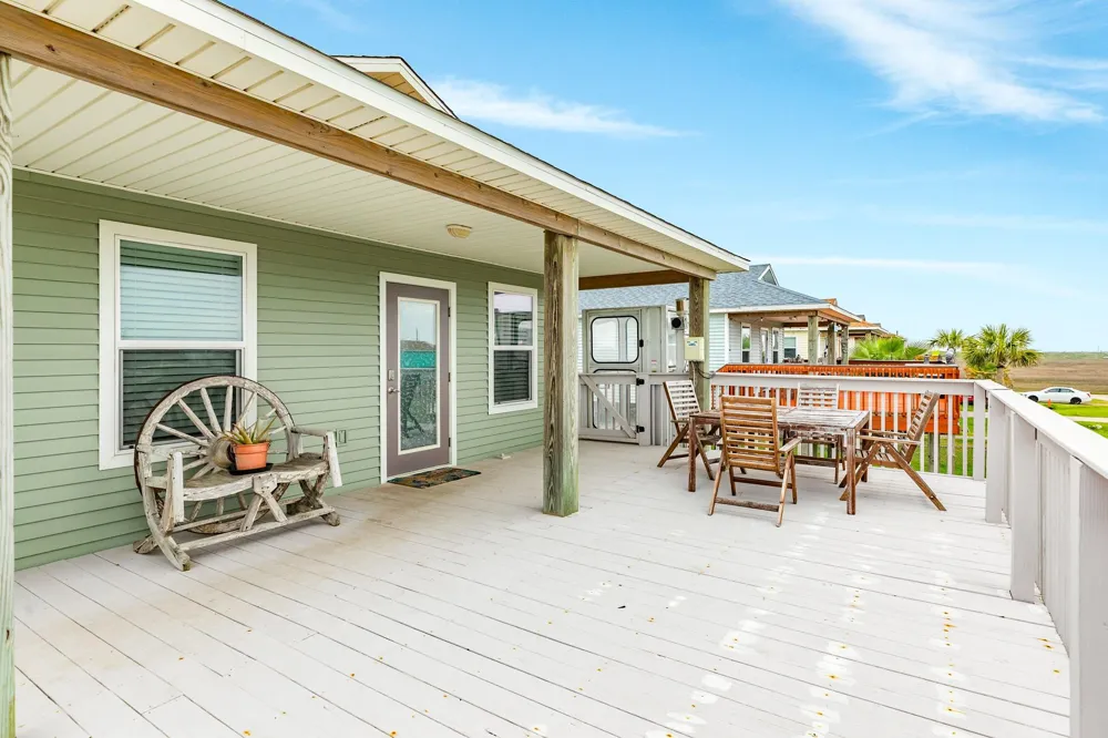 433 Seabean Street Surfside Beach, TX 77541