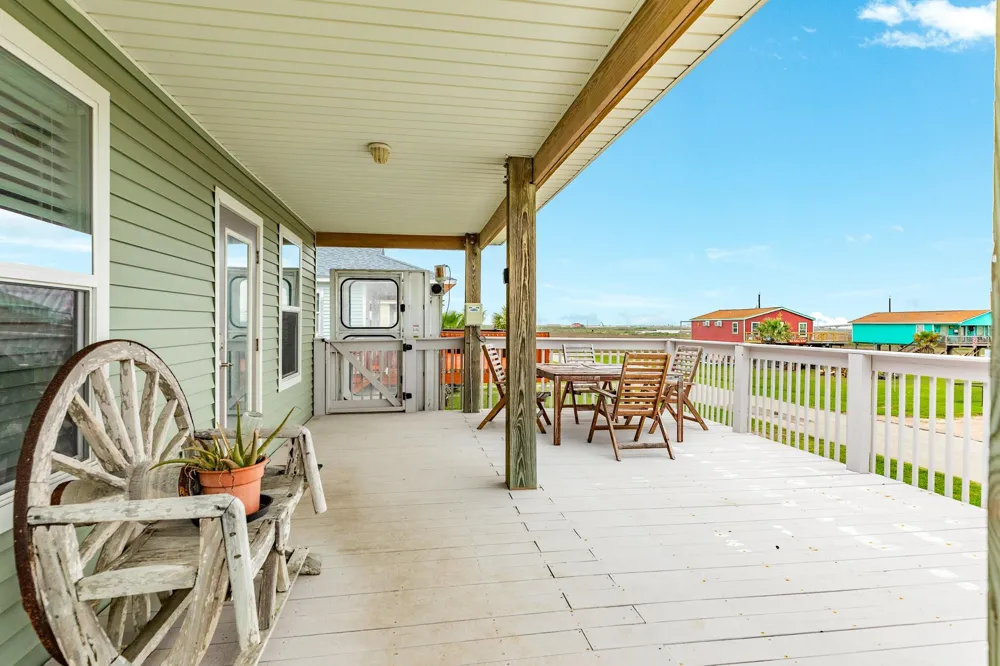 433 Seabean Street Surfside Beach, TX 77541