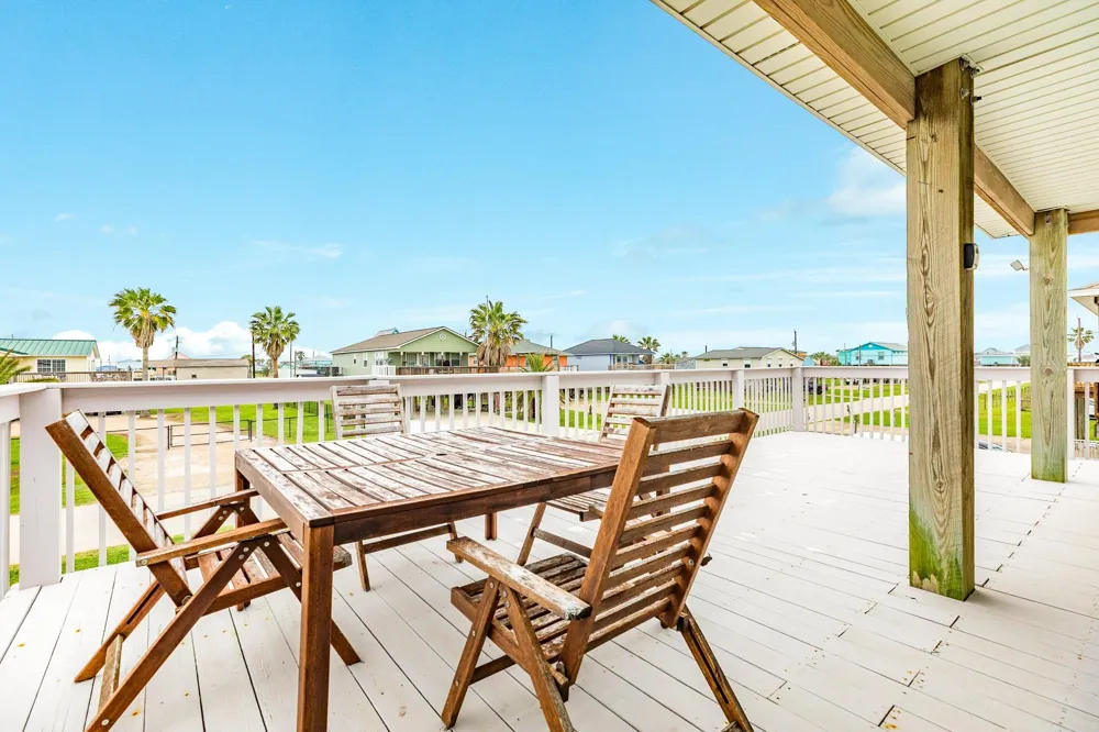 433 Seabean Street Surfside Beach, TX 77541