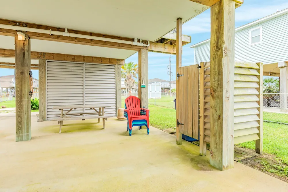 433 Seabean Street Surfside Beach, TX 77541