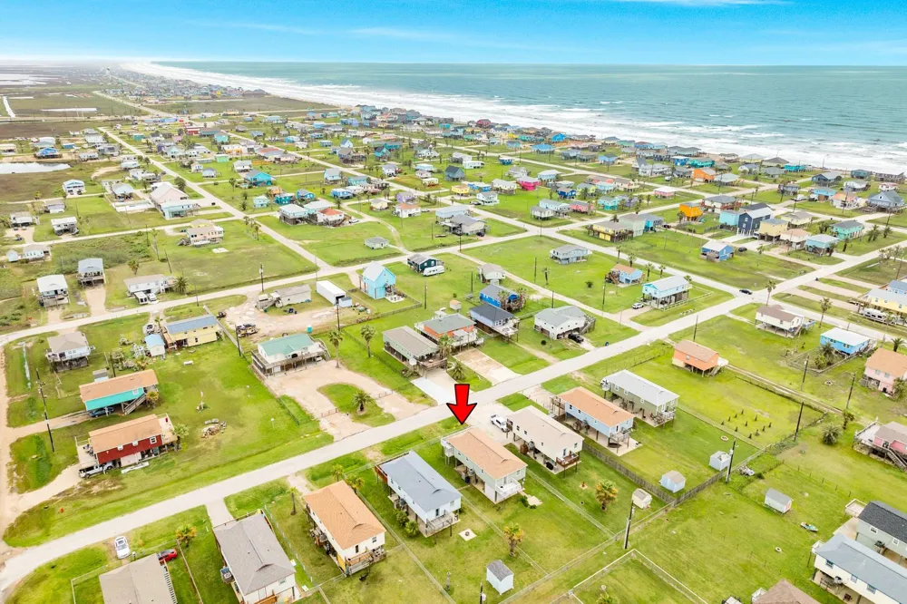 433 Seabean Street Surfside Beach, TX 77541
