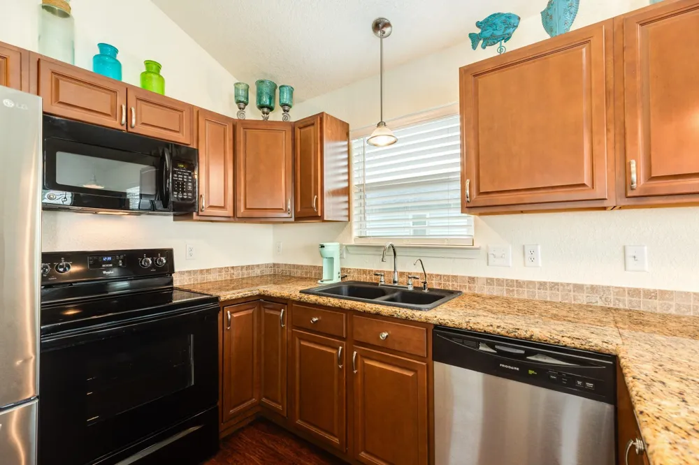 433 Seabean Street Surfside Beach, TX 77541
