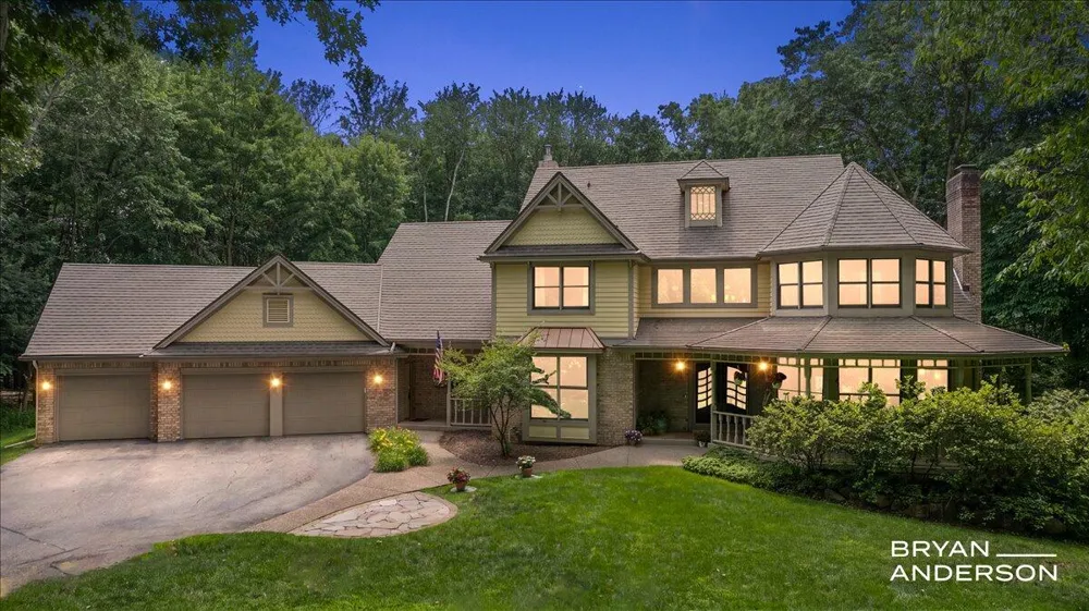 3324 Whitburn Court SE Ada, MI 49301