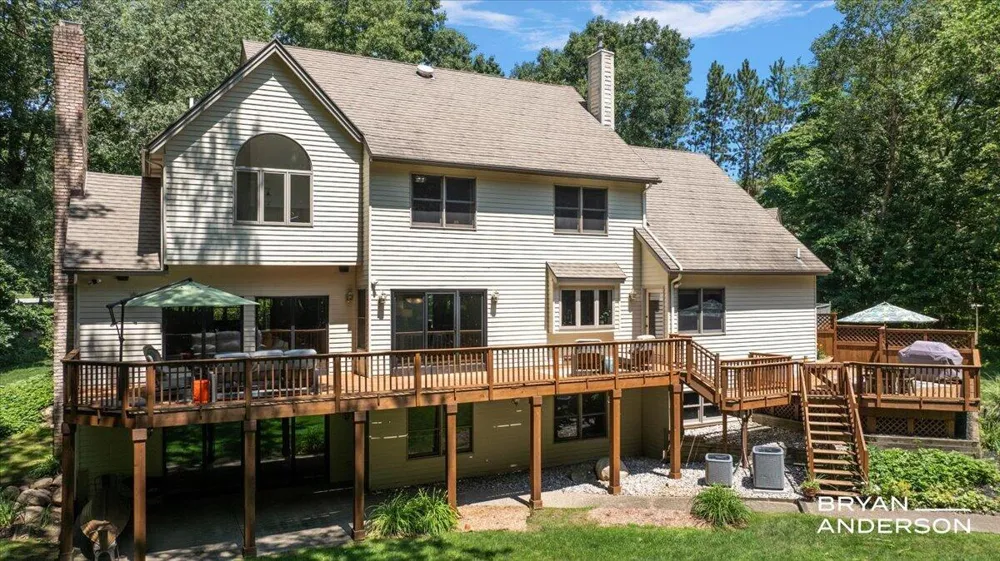 3324 Whitburn Court SE Ada, MI 49301
