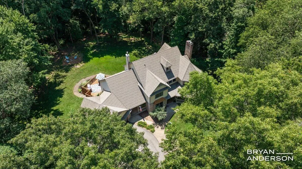 3324 Whitburn Court SE Ada, MI 49301