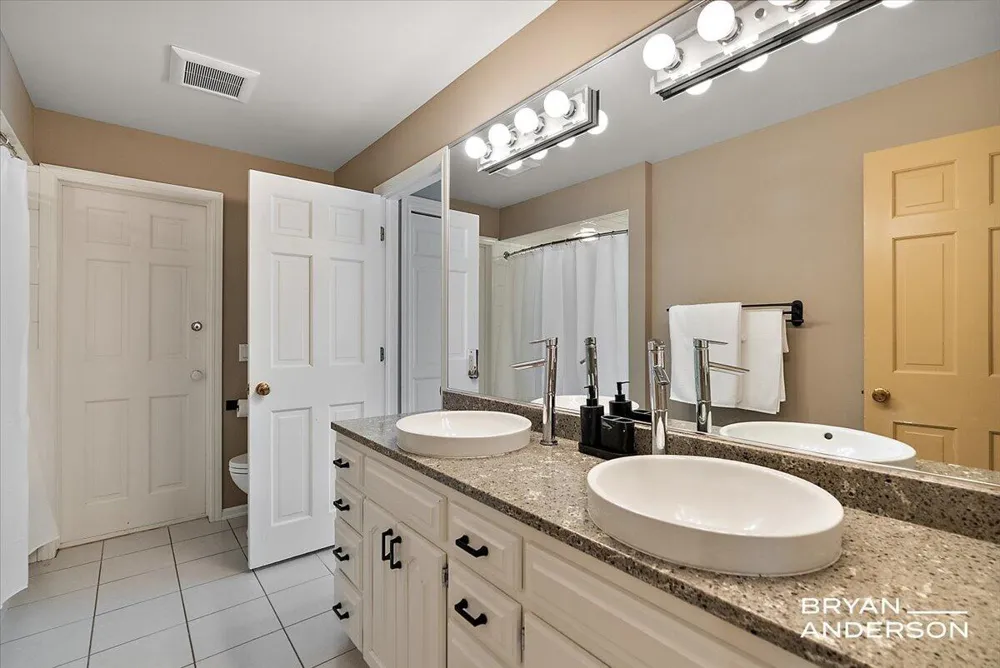 3324 Whitburn Court SE Ada, MI 49301