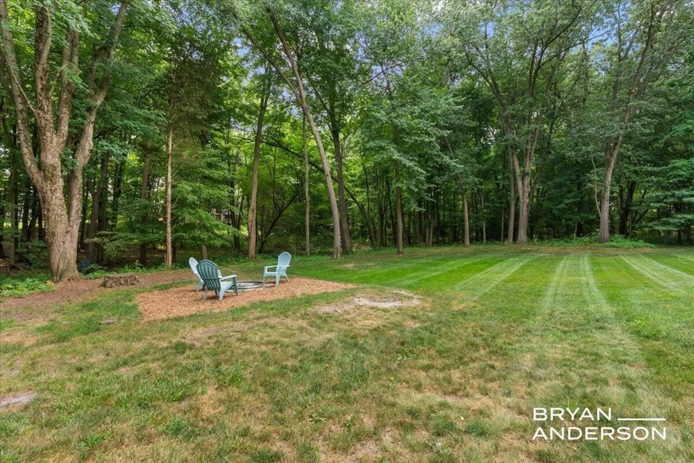 3324 Whitburn Court SE Ada, MI 49301