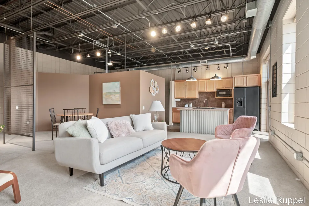 801 Monroe Avenue NW ##206 Grand Rapids, MI 49503