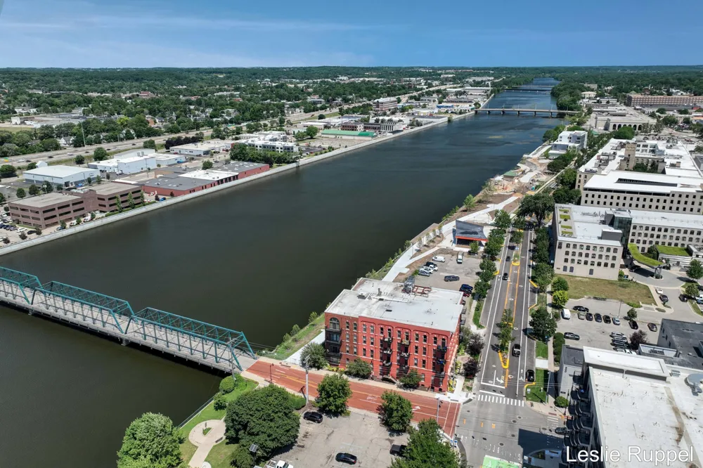 801 Monroe Avenue NW ##206 Grand Rapids, MI 49503