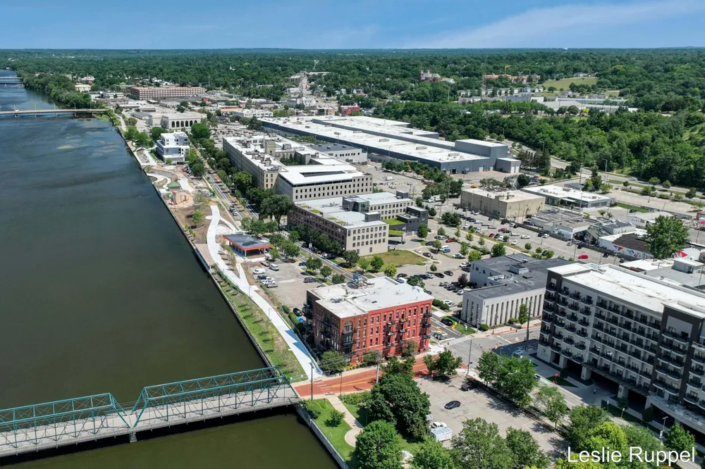 801 Monroe Avenue NW ##206 Grand Rapids, MI 49503