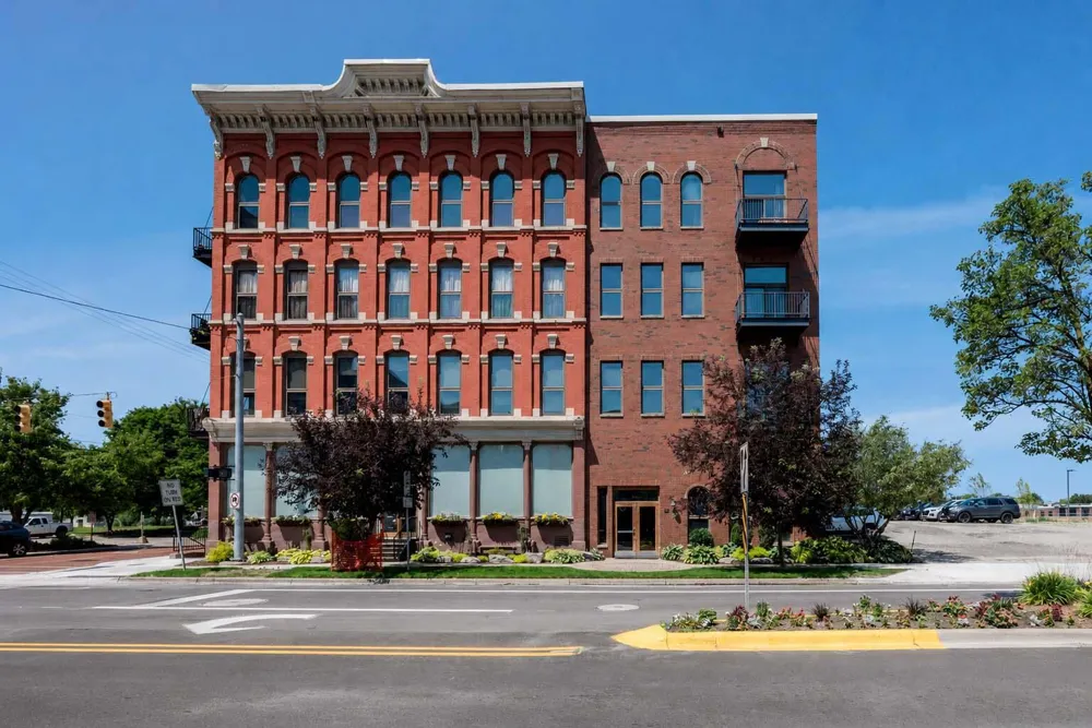 801 Monroe Avenue NW ##206 Grand Rapids, MI 49503
